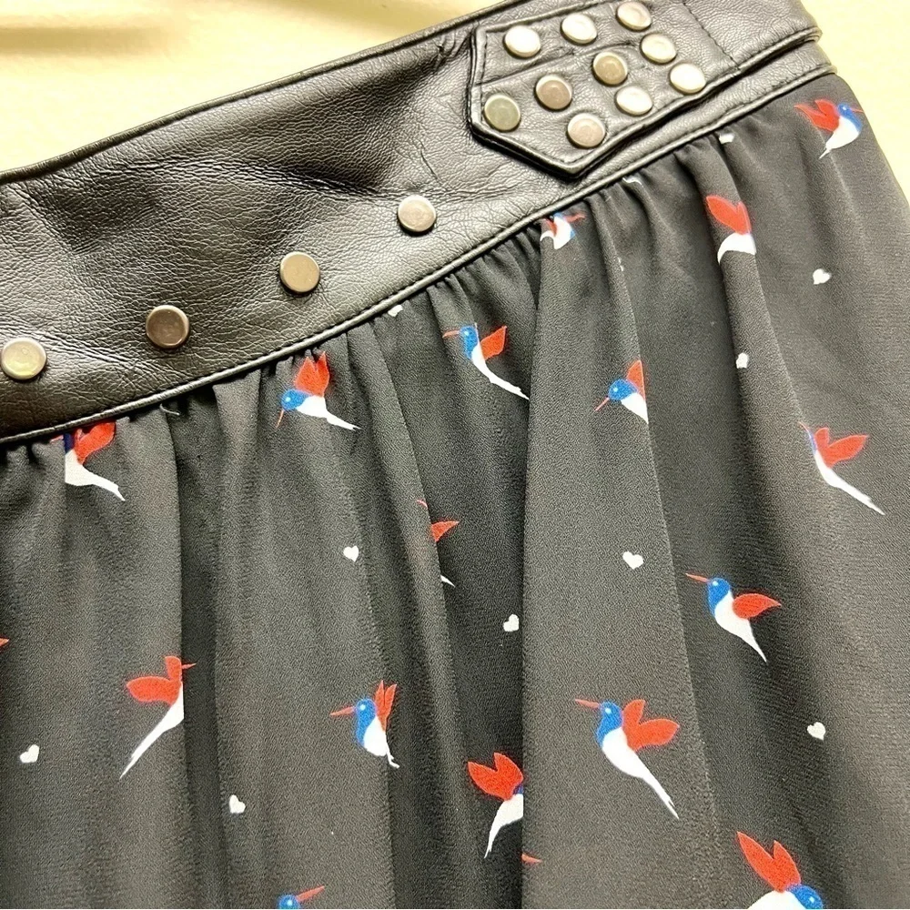 NWT TORRID Hummingbird studded chiffon swing Pleated western skirt 14